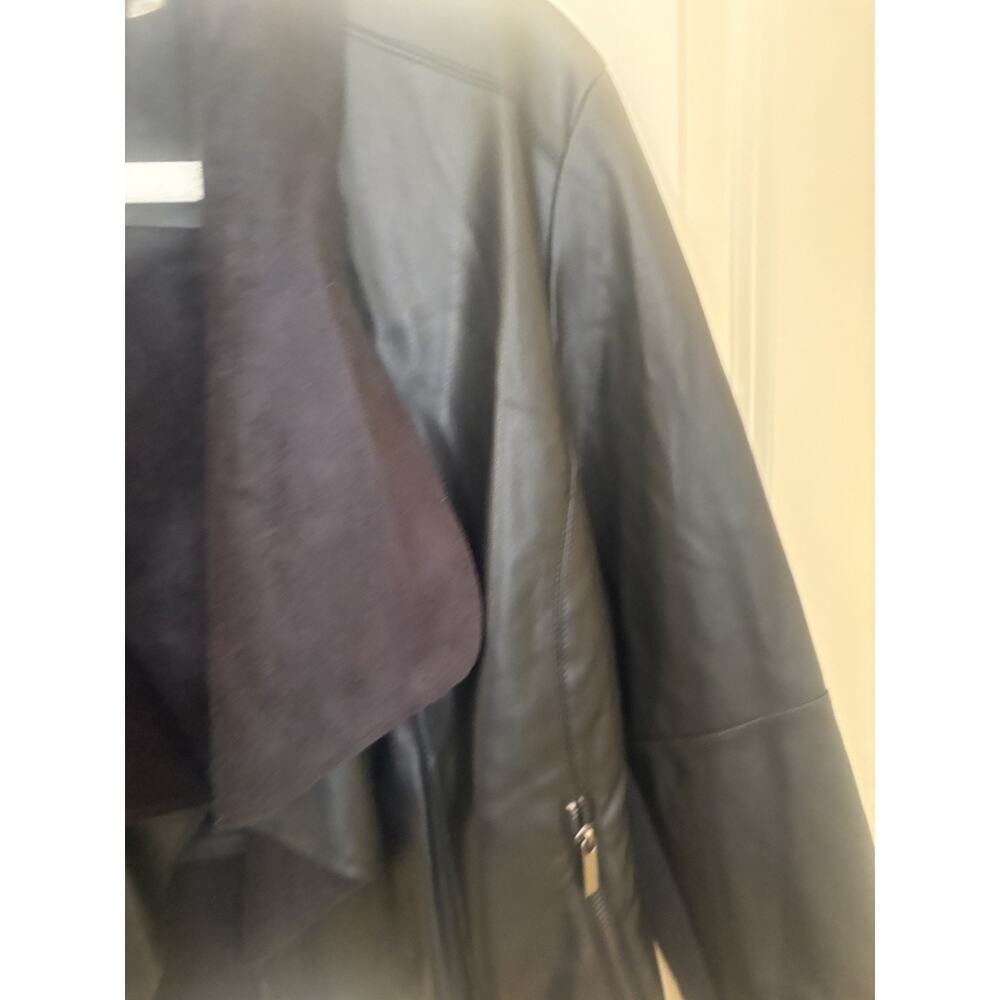 Black Faux Suede Short Jacket Draped Open Front Zip Pockets Bagatelle Medium - Picture 3 of 6